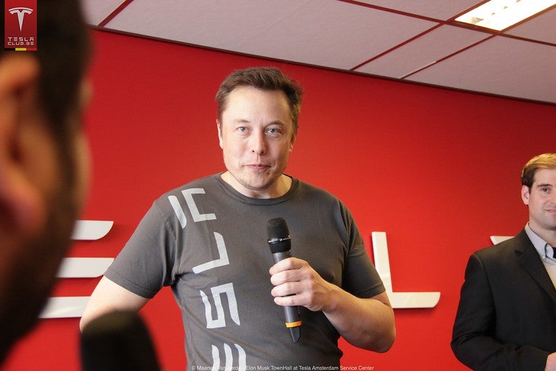 How Did Elon Musk Lose All That Weight? Pills? Diet? Here's His Secret Weapon - Tesla (NASDAQ:TSLA)