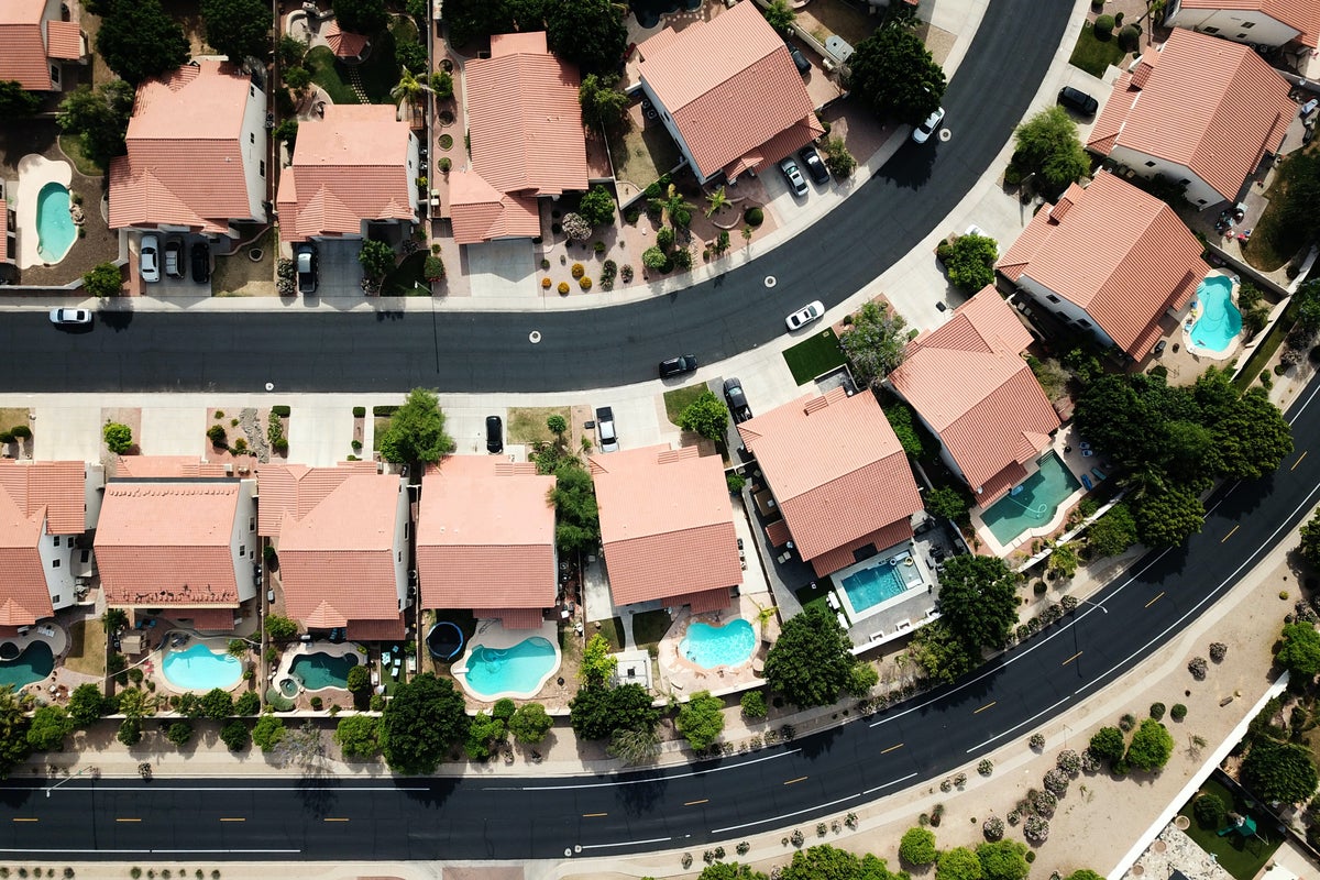 Worried About A Housing Shortage? These 2 Equity REITs Paying Large Dividends Could Benefit Investors - Sun Communities (NYSE:SUI), Equity Lifestyle Props (NYSE:ELS)